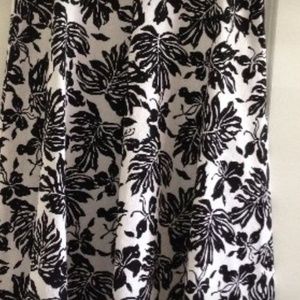 Lafayette 148 skirt. Size 8